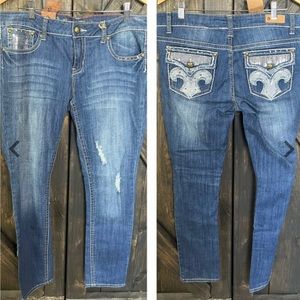 Antique Rivet “Sabrina” Jeans - Size 34/12 NWT